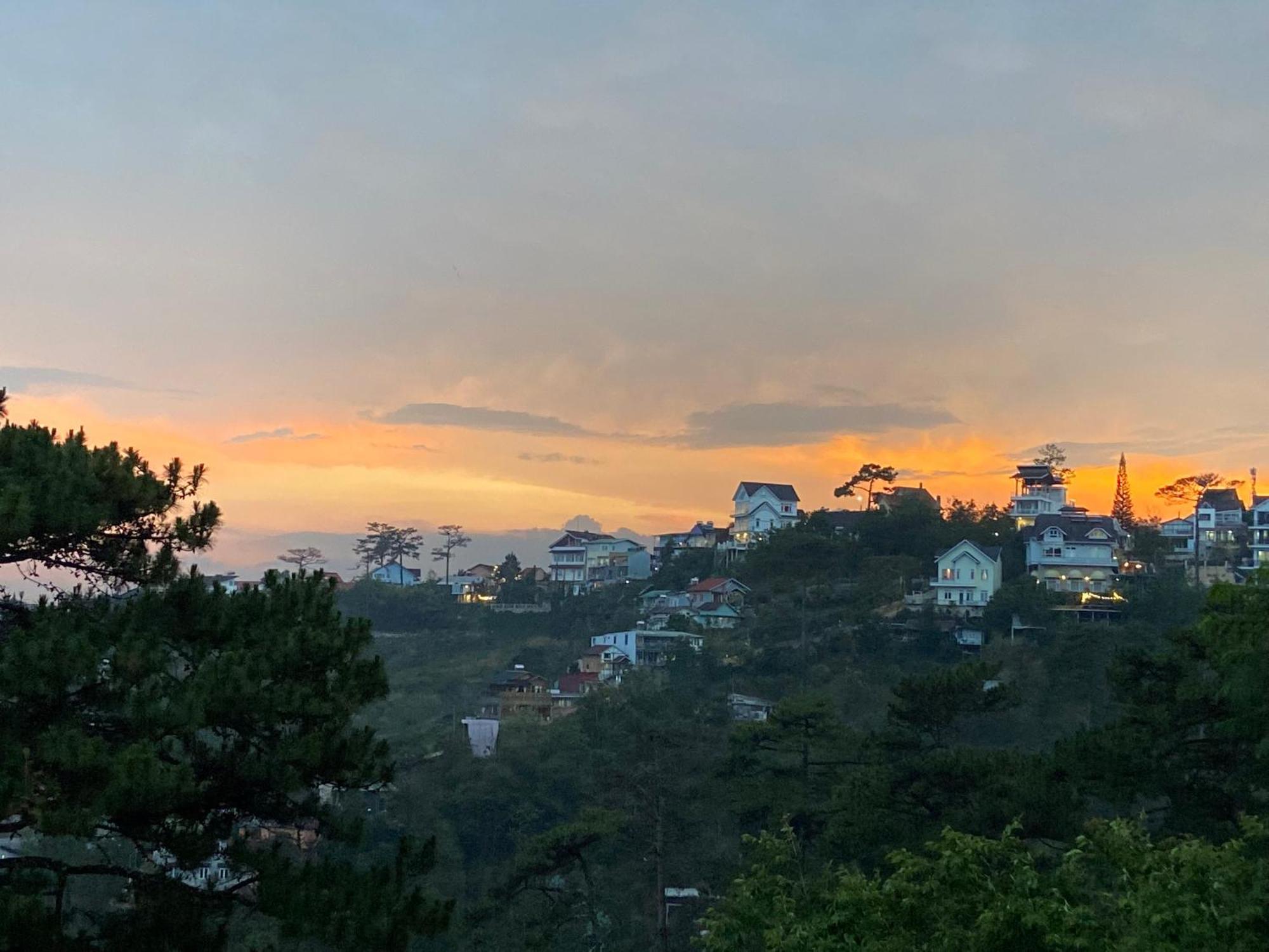 Dalat Memories Homestay - Phố Sương Mờ Đà Lạt Da Lat Exterior foto